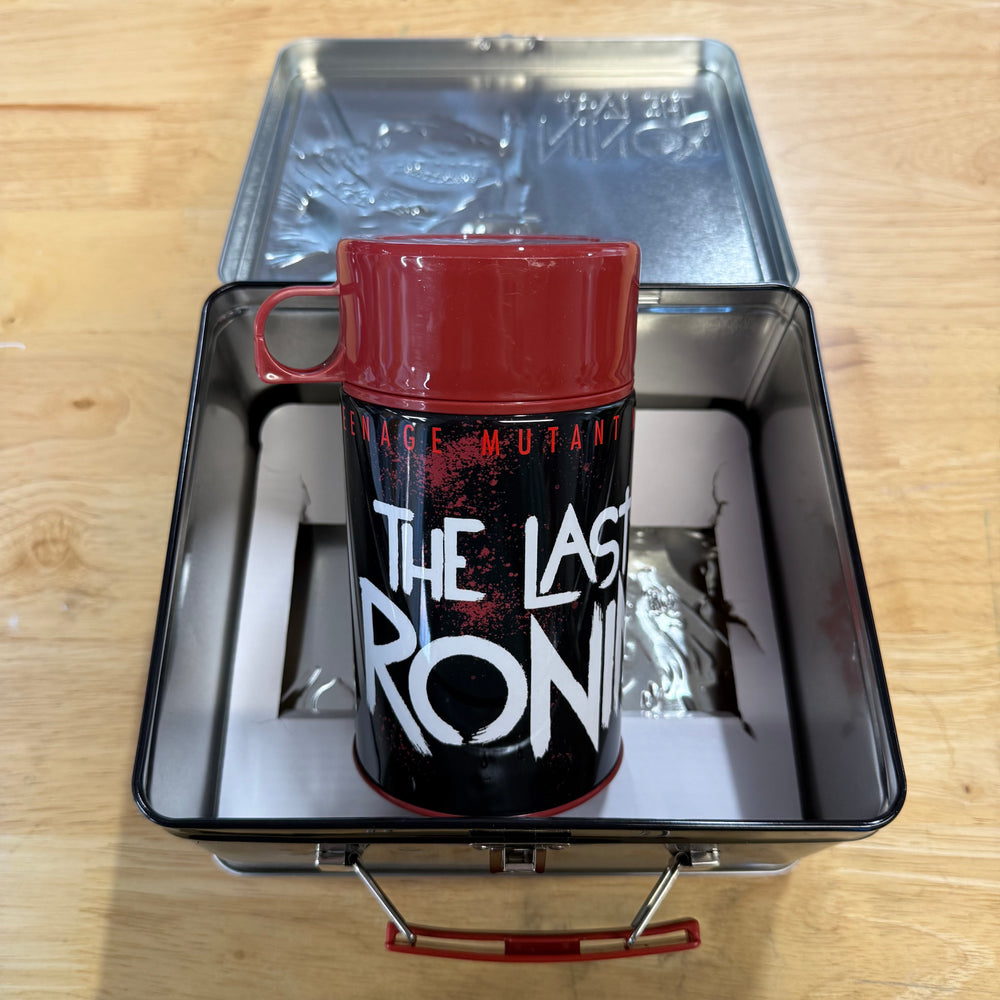 LAST RONIN LUNCHBOX W/ THERMOS - SIGNED & SKETCHED