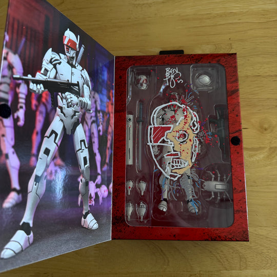 NECA - LAST RONIN - ELITE SYNJA - SIGNED & SKETCHED