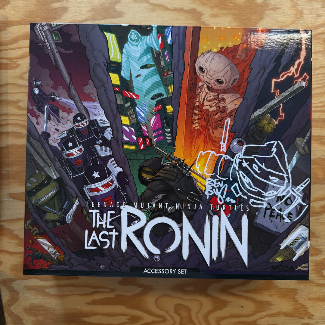NECA - LAST RONIN - ACCESSORY SET - SIGNED & SKETCHED