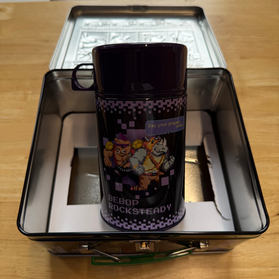 TMNT LUNCHBOX W/ THERMOS - SIGNED & SKETCHED