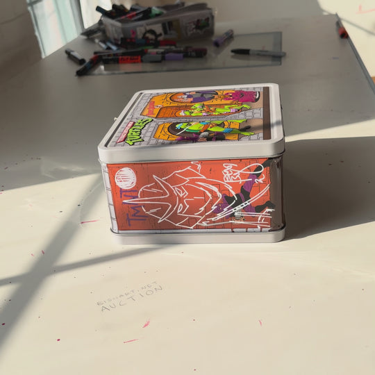 TMNT LUNCHBOX W/ THERMOS - SIGNED & SKETCHED